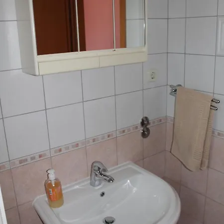 Lukoran 4185 Sestrunj